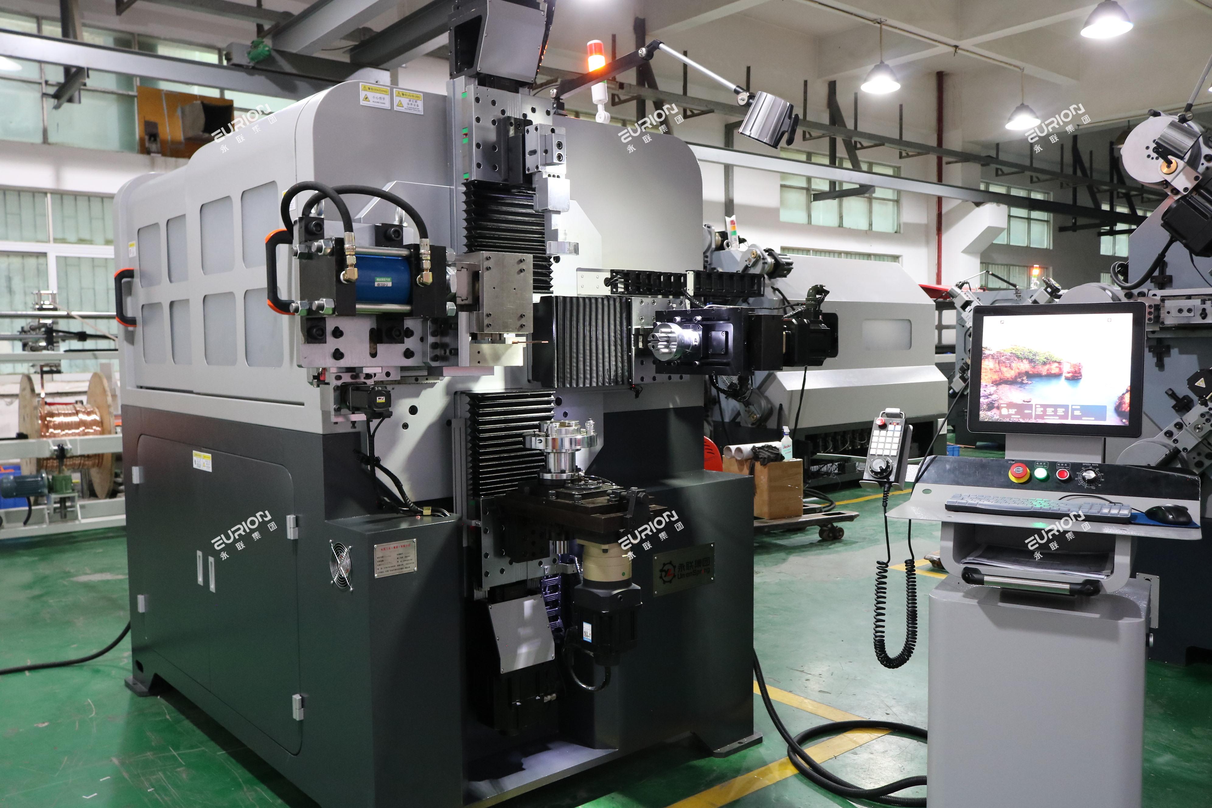 告别锤砸时代：现代折弯机如何提升新能源母线连接可靠性与生产效率？